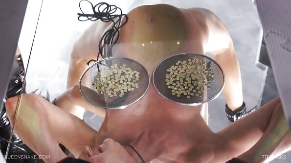 成熟したBlondieMayliはハードバロニーを吸う 女性 専用 無料 エロ 動画