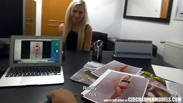 ヴァネッサは彼女のオフィスでセックスをしています 女性 専用 無料 アダルト 動画
